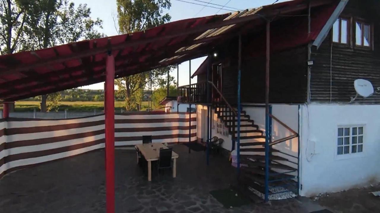 Villa Casa Cu Terase Sighetu Marmaţiei Exterior foto